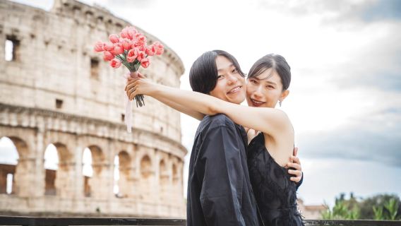 Rome: Couple Photoshoot – Iconic & Romantic