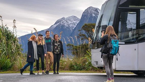 Walter PeakTours