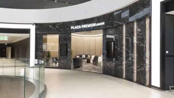 ห้องรับรองพิเศษพลาซ่า พรีเมียม แลงจ์ สนามบินโรมา ฟิวมิชิโน ประเทศอิตาลี (PPL FCO)