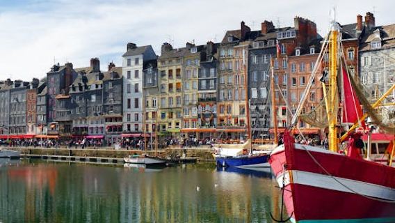 Small-group Excursion to Honfleur and the Cote Fleurie from Paris