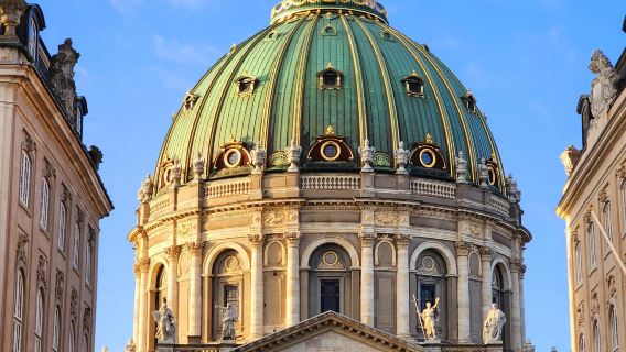 โคเปนเฮเกน เดนมาร์ก + พิพิธภัณฑ์แห่งชาติ + ล่องเรือในคลอง + ฟรีทาวน์|ทัวร์วันเดียว/ทัวร์หลายวัน รถเช่าเหมา หนึ่งวันในภาษาจีนและภาษาอังกฤษ