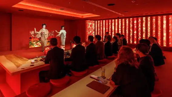 [grandhammer BENITSUYA] Choose 1 of 2 Japanese cuisine courses - Watch wonderful Japanese traditional performances