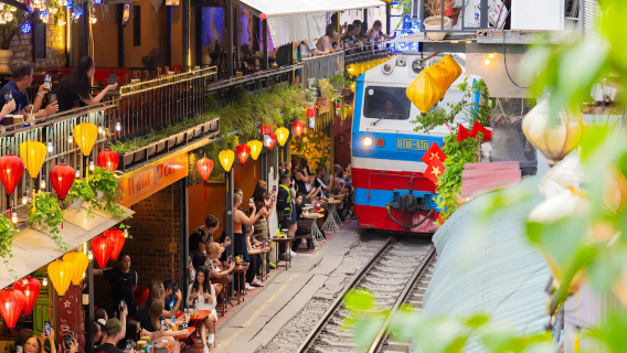 Instagram 薰香 Quang Phu Cau 村之旅和河內火車街