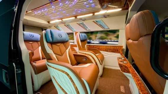 From Hanoi/Sapa: Premium Daily Limousine Transfer