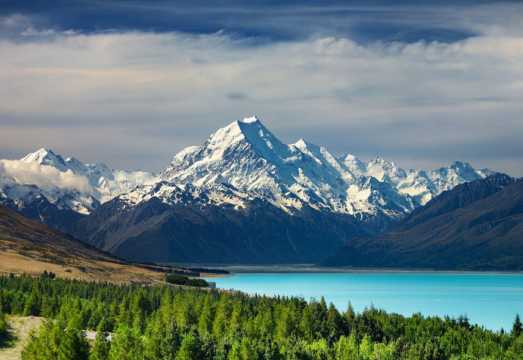 New Zealand Aoraki / Mount Cook 1-day tour for 16 people - Tasman Glacier viewing trail