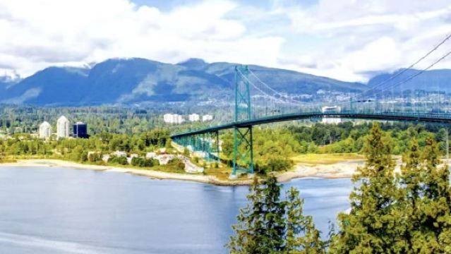 Lawatan sehari ke Muzium Vancouver, Kuil Batu Lingyan Kanada, dan Dermaga Nelayan Steveston