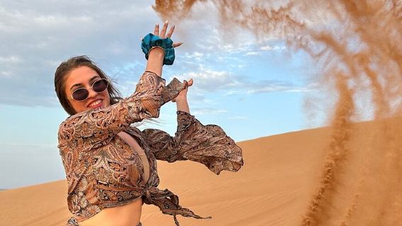 Red Sand Dune Bashing , BBQ Dinner Buffet & Live Shows