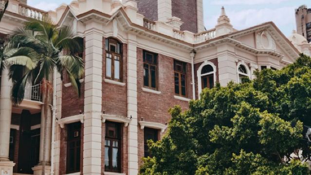 香港大學導覽人工講解 港大在校生帶隊參觀講解 3人成團起拍