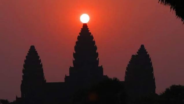 Siem Reap ophalen bij de luchthaven, tempelbezoek en vervoer naar de luchthaven van Phnom Penh