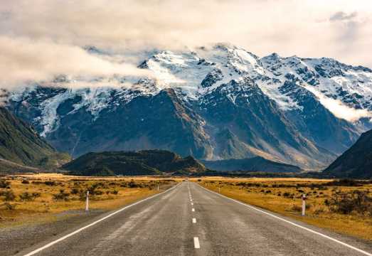 1-day tour to Mount Cook, Church of the Good Shepherd and Lake Tekapo [From Christchurch to Queenstown]