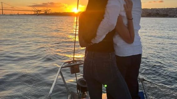 Bluemotion Лиссабон: экскурсия на закате по реке Тежу