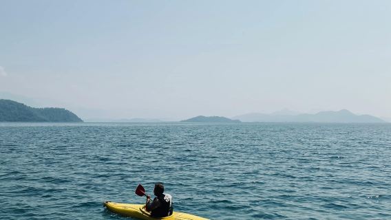 Cannes Wellness Escape: Beach Yoga & Kayaking