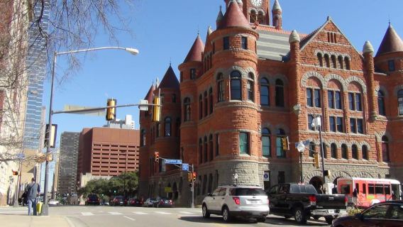 Dallas: Welcome to Dallas 3-Hour Small Group Tour by Van