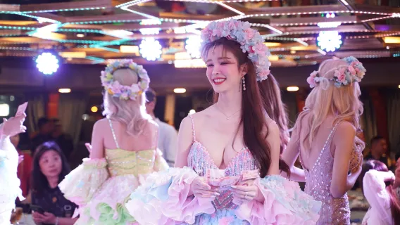 Du thuyền All Star Pattaya|Thưởng thức buffet tối hải sản sang trọng + màn trình diễn ladyboy đặc sắc