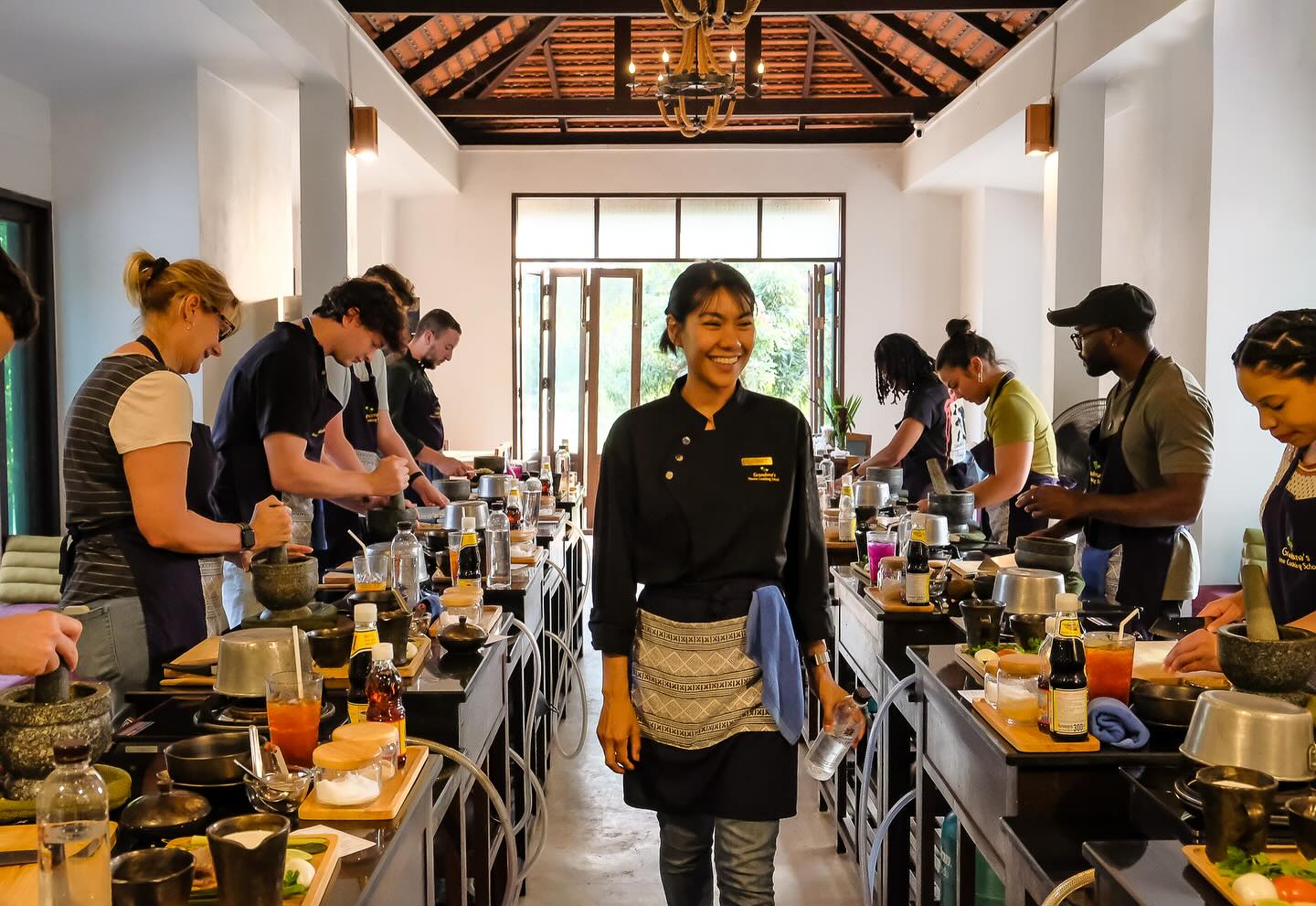 清邁奶奶家泰餐廚藝烹飪學校【自有農場丨蘭納風教學場地】