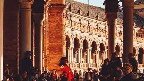 스페인 광장 + 이사벨 2세 다리 + 마리아 루이사 공원 + 세비야 투우장