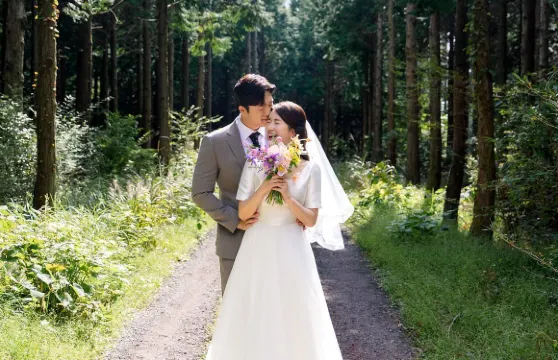 雙鴨山Trip Moments【婚禮跟拍航拍街拍抓拍約拍/婚紗寫真/商業攝影攝像/翻譯】