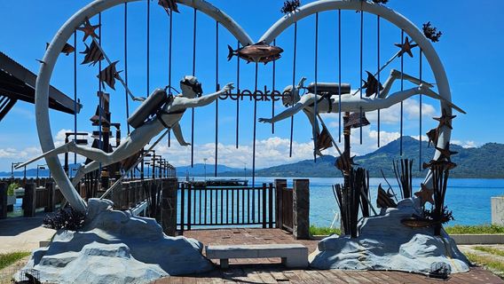 Bunaken & Manado Bay 3-Dive Adventure | Trip.com