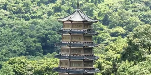 江門叱石風景區+開平碉樓+啟明里+梁啟超故居一日遊中英文服務