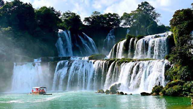 德天跨國瀑布1日遊