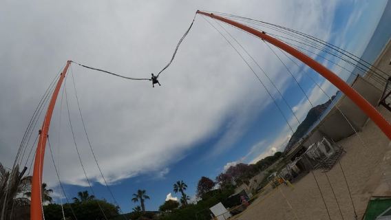Alanya: Tirachinas humano (Puenting inverso, Puenting catapulta)