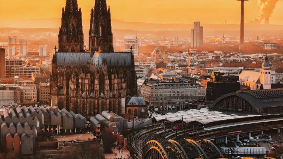 法蘭克福包車十小時，景點自選--科隆/萊茵河/海德堡/畫眉鎮