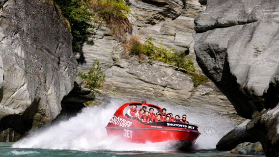 Excursion en bateau rapide sur la rivière Shotover à Queenstown