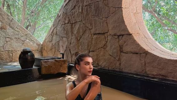 Tour di un giorno a Nha Trang, Vietnam con noleggio con conducente esclusivo in cinese: Istituto Oceanografico, Centro Termale Thap Ba e Pagoda Long Son