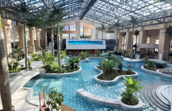 延吉恐龍温泉票券家庭（2位成人+1位小童）