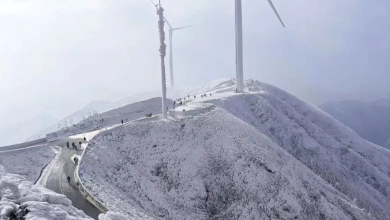 永州雲冰山一日遊·寒潮來襲冰雪雲冰山賞霧凇冰掛