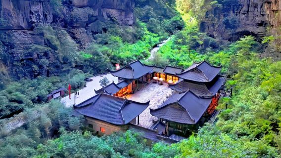 ทัวร์วันฉงชิ่ง (ไกด์และรถส่วนตัว): สถานที่ถ่ายทำภาพยนตร์ Transformers และสถานที่มหัศจรรย์ที่ตื่นตาตื่นใจ