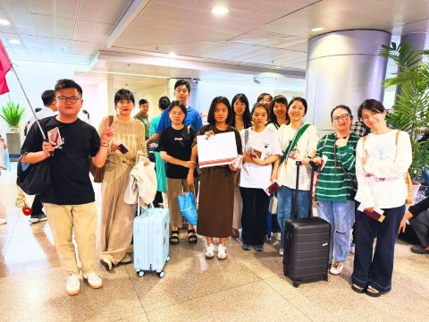 하노이 노이바이 공항 VIP 빠른 입국/출국 서비스 | 대기열 없음