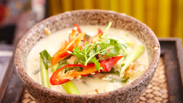 [ไทย กรุงเทพฯ] โรงเรียนสอนทำอาหารไทยสีลม | เยี่ยมชมตลาดท้องถิ่น+เลือกวัตถุดิบ+ทำอาหารไทย 5 เมนู+มีหลายรอบให้เลือก+เมนูเปลี่ยนทุกวัน