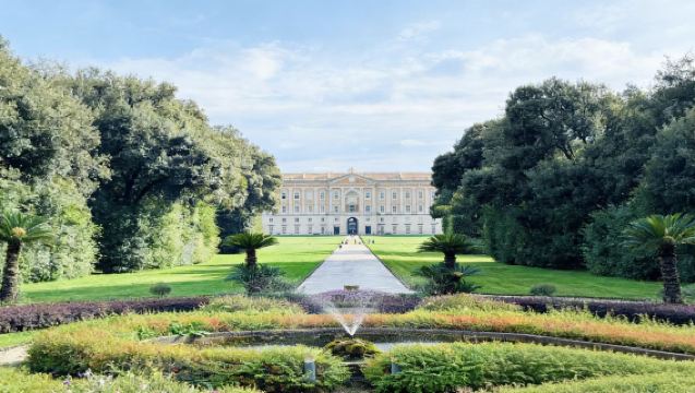 Berlepas dari Napoli | Lawatan Sewa Peribadi Sehari ke Istana Caserta + Bandar Purba Pompeii