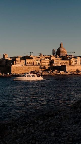 Full Day Round Malta Boat Trip — Hot Lunch & Swimming Stops