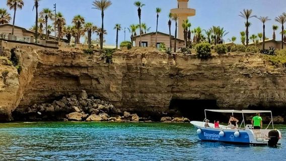 Syracuse: Boat Tour of Ortygia, Caves, and Nature Reserve - 2 hours