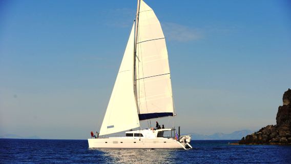 Luxury Santorini catamaran sailing boat cruise in the Aegean Sea|BBQ + drinks|Optional Oia sunset