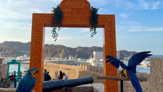 ทัวร์วันเดียว/ทัวร์หลายวัน พิพิธภัณฑ์แห่งชาติโอมาน + ป้อมมุตระห์ + ป้อมมิลานี + พระราชวังสุลต่าน พร้อมบริการภาษาจีนและภาษาอังกฤษ