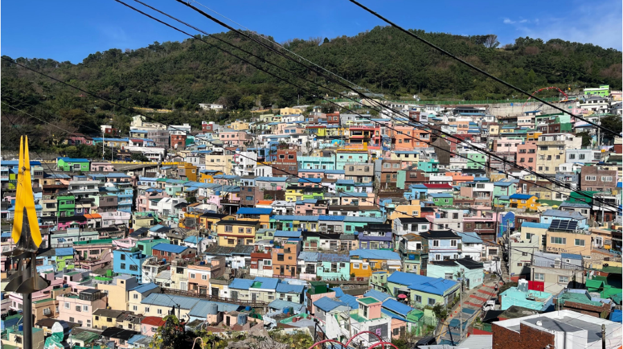 韓國白淺灘文化村+甘川文化村+釜山松島海上纜車+BIFF廣場+釜山廣安里海水浴場一日遊