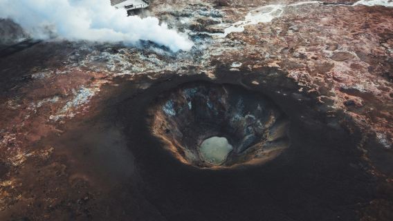 Volcano Hike and Northern Lights: Tour from Reykjavik