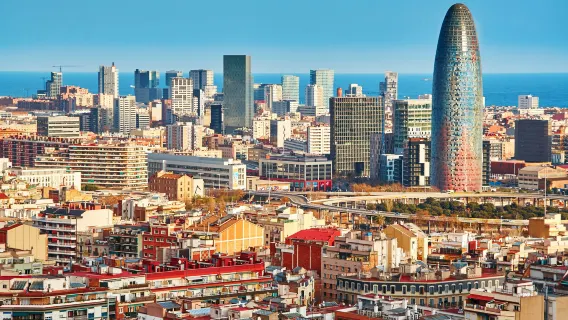 Barcelona Card: Public Transport + 40 Attractions