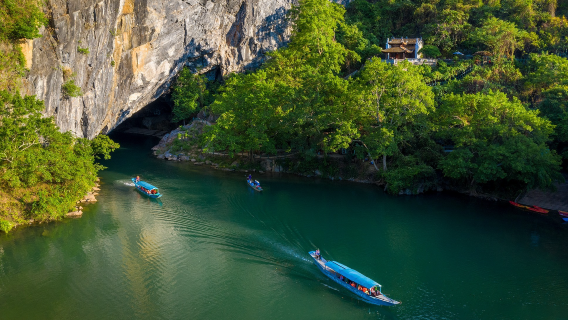 Phong Nha/Dong Hoi: Phong Nha Cave & Paradise Cave Day Tour