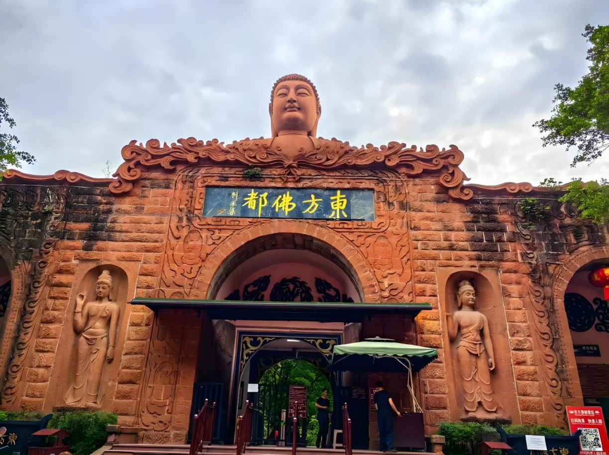 Leshan Oriental Buddha Capital Attraction Guide [Exclusive 1-on-1 Expert Commentary]