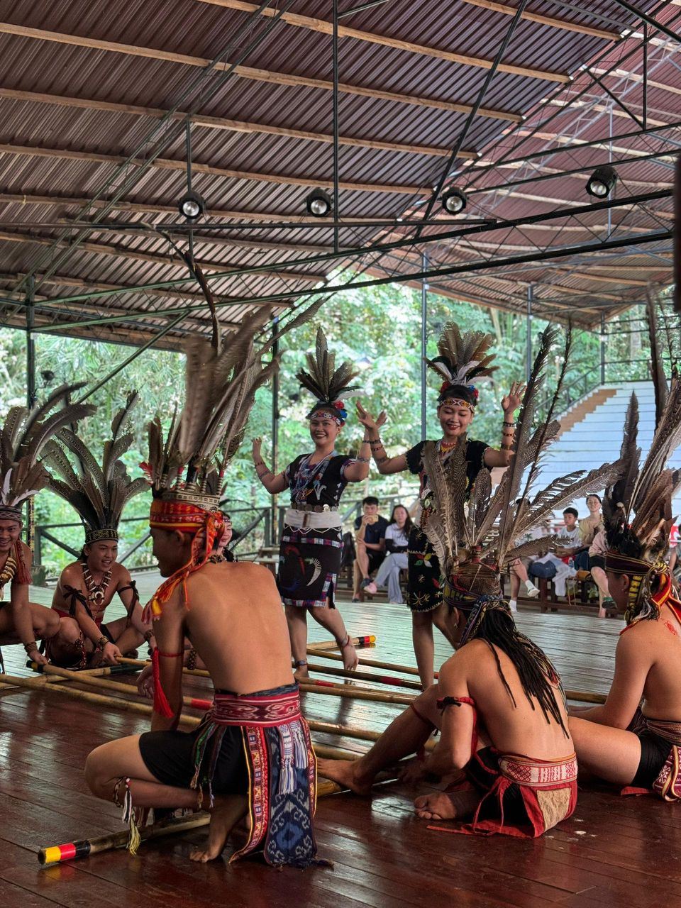 Tagesausflug zum Borneo-Kulturdorf in Sabah – Geteilte Tour ab 2 Personen (Mittagessen und Transfer inbegriffen)