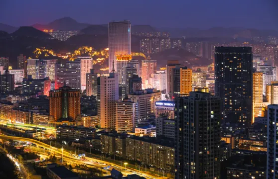 甘肅全境︱蘭州︱導遊/地陪/翻譯︱中/英/俄/法/日/韓語等小語種︱商務出行/景區講解/旅行陪同/嚮導/考察