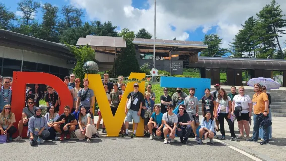 Excursión de un día a la DMZ: explorar el Tercer Túnel, el Observatorio Dora y el Parque Imjingak