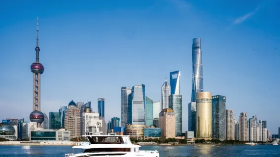 【上海遊艇10999生日求婚精美組合】上海外灘70尺雙體豪華遊艇120分鐘包船含夜遊黃浦江+靜態+驚艷主題佈置