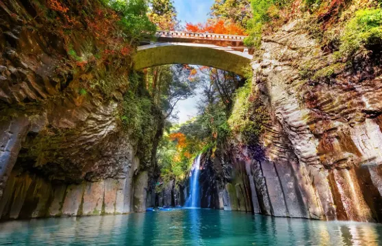 九州風光·贈阿蘇山接駁車：阿蘇火山+草千里騎馬+高千穗一日遊
