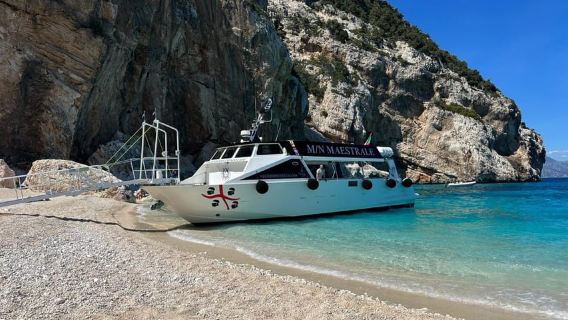 Dorgali: Bootsfahrt in der Cala Luna