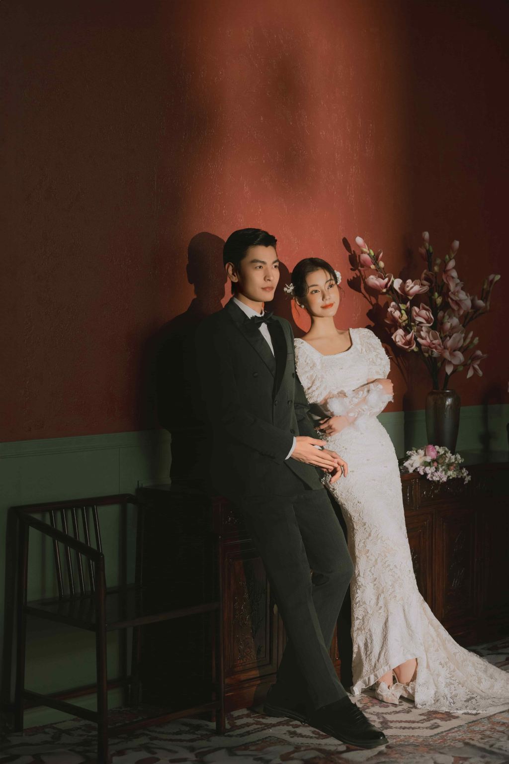 Tieling Xifeng multilingual guide services, private charter, customized travel planning, business accompaniment, and professional photography documentation.